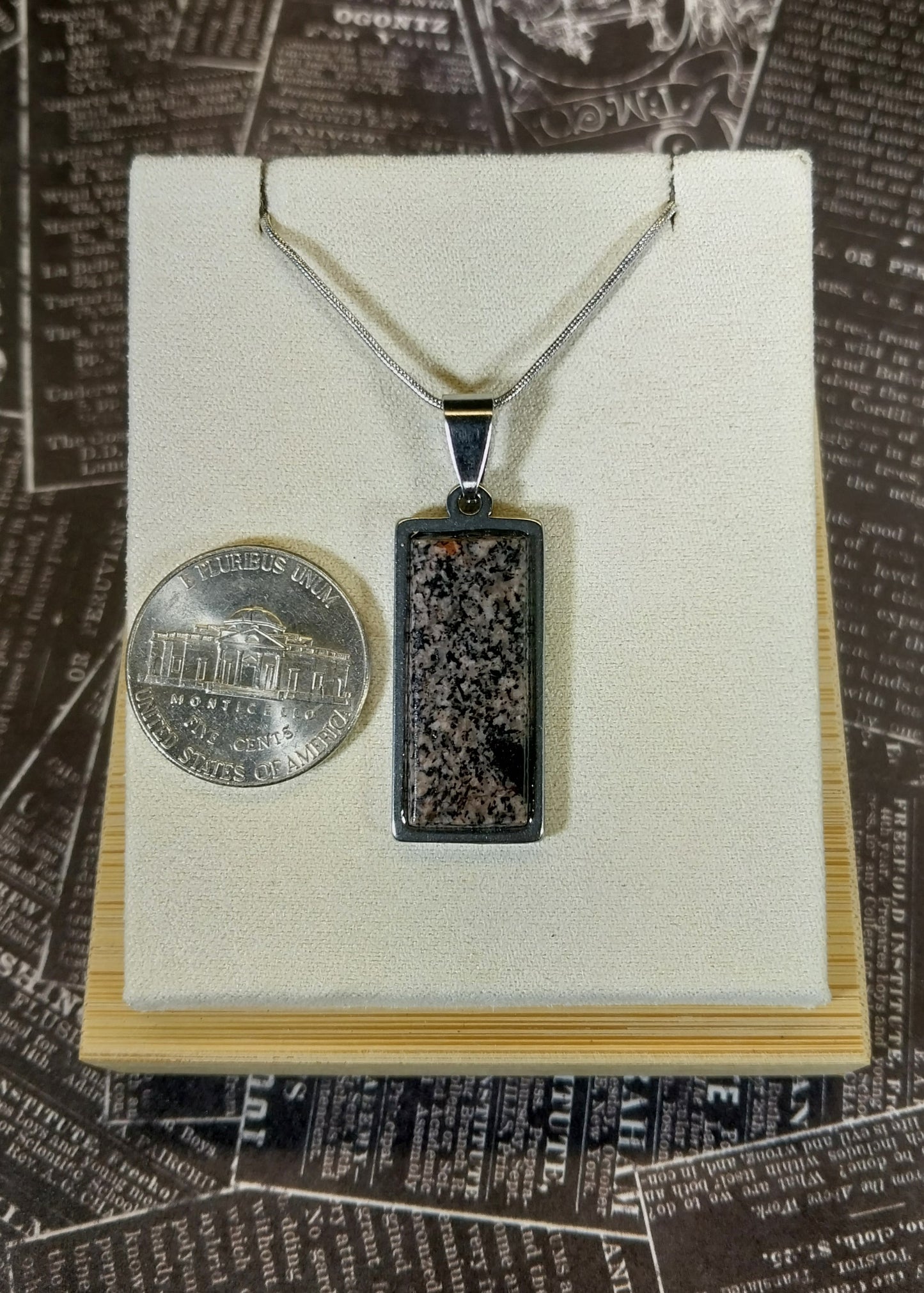 Yooper Stone Necklace, Men or Women, UV Fluorescent Stone, EB114