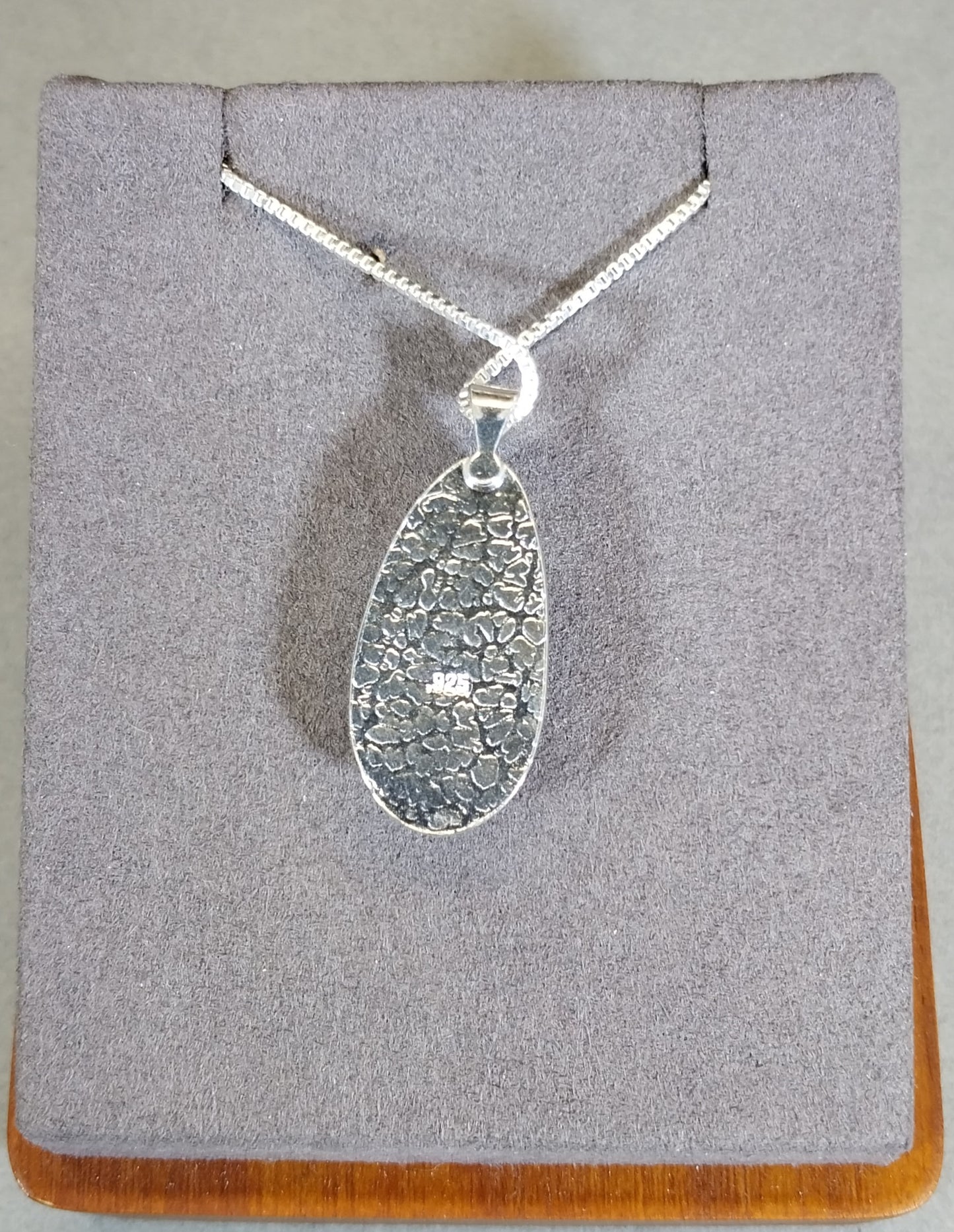 Arizona Fire Agate Necklace with Amazing Color