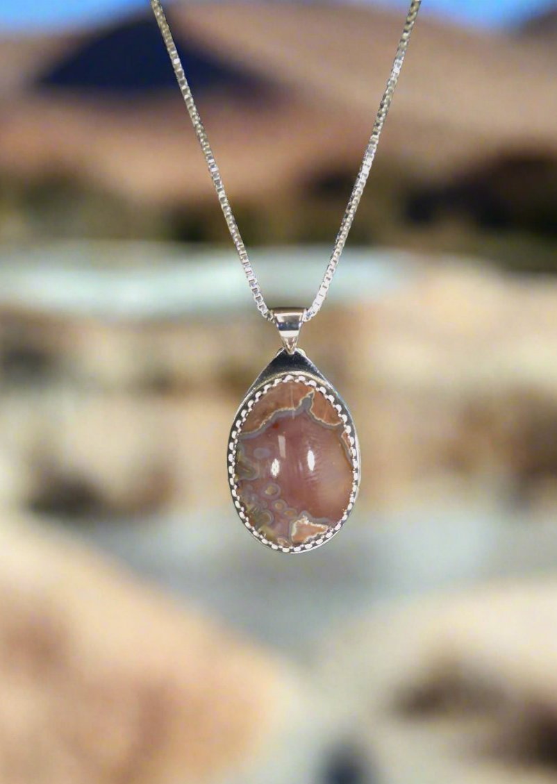 Agate Necklace, Silver Solid 925, Agate Silver Necklace, Baker Thunder Egg, New Mexico Agate Geode, Artisan Handmade Silver Agate Necklace
