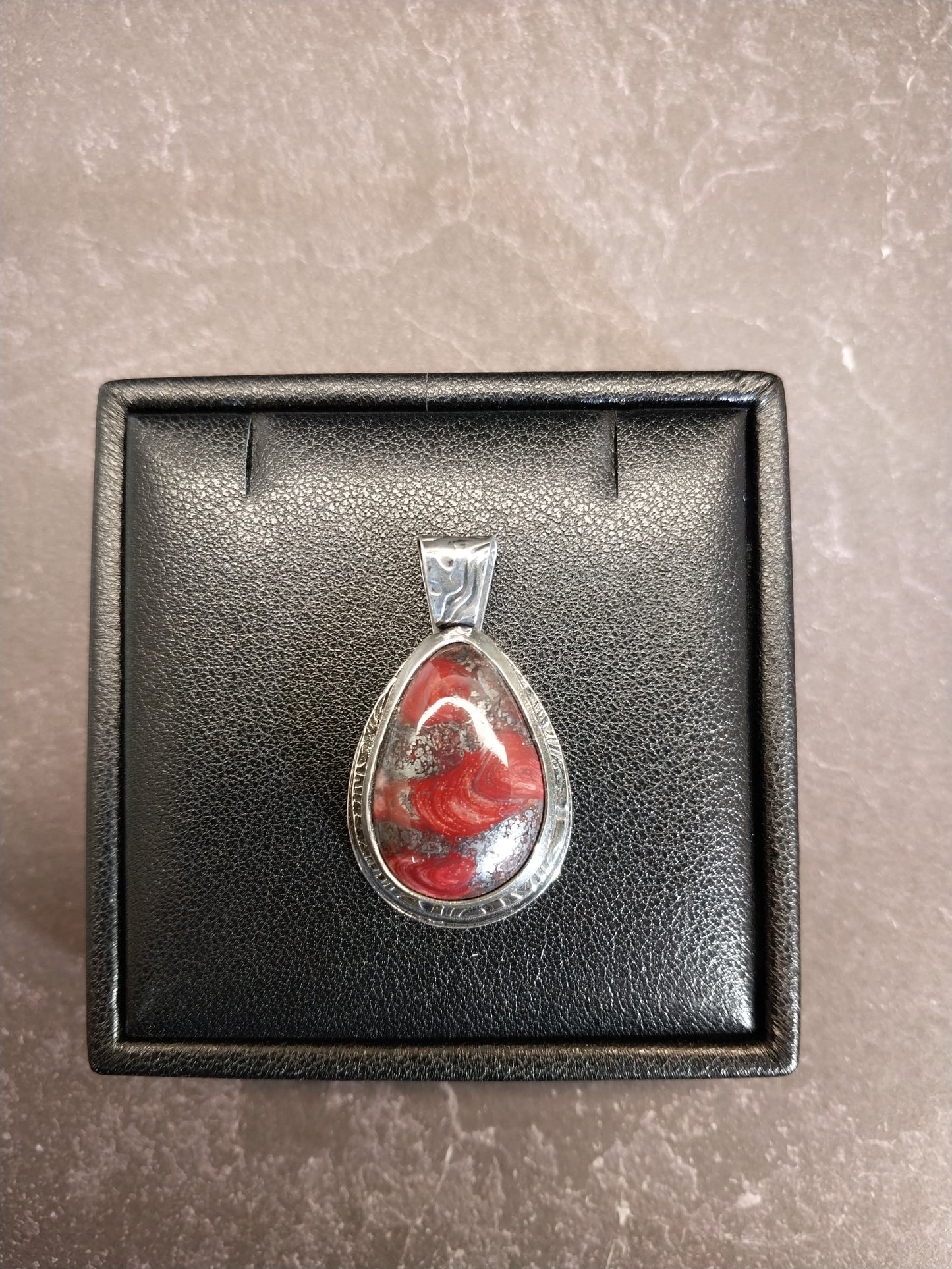 Stunning Mary Ellen Jasper Necklace in Sterling Silver