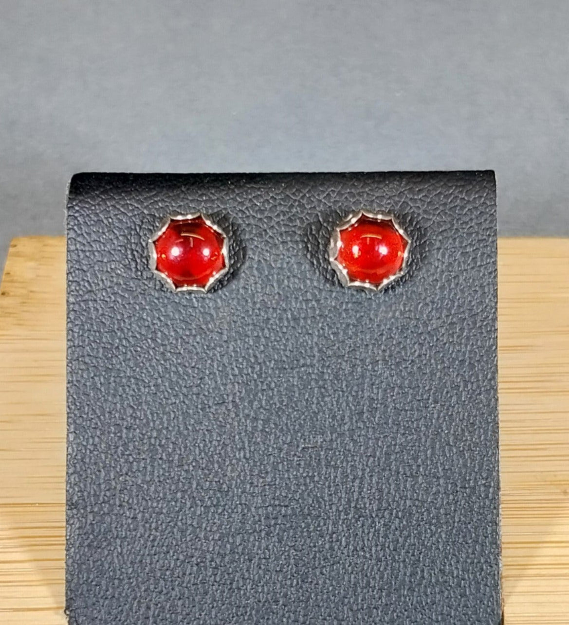 Garnet Silver Earrings 6mm stones W/O