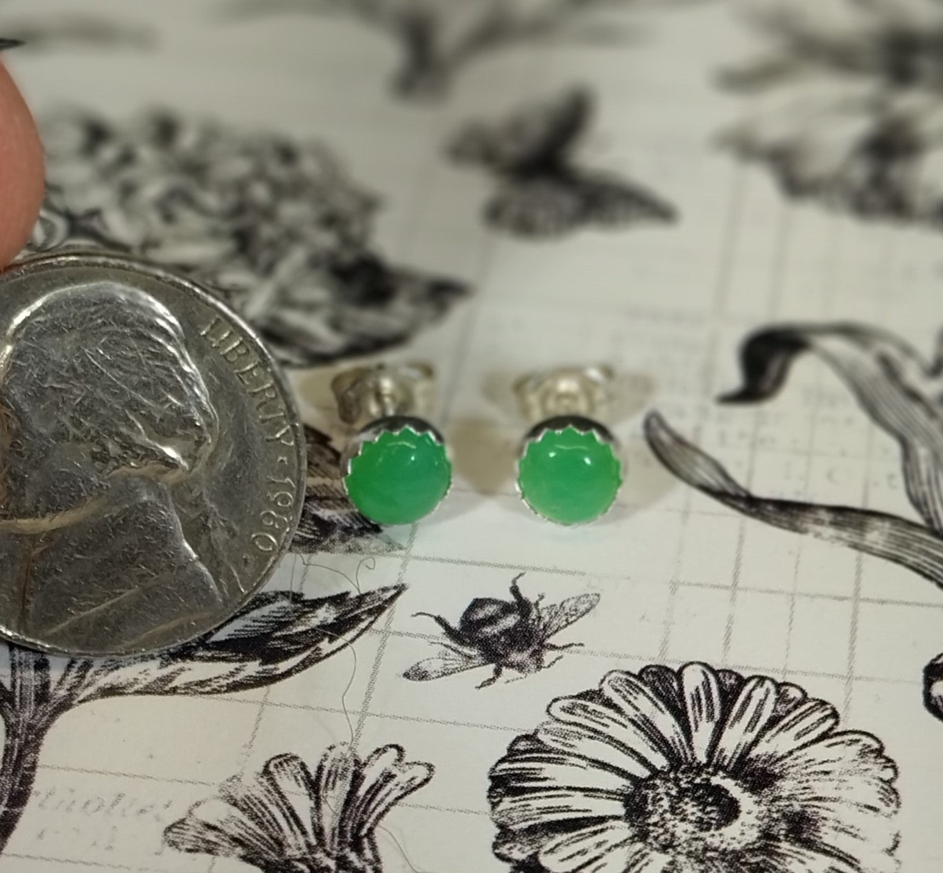 Chrysoprase Earrings in Solid Silver