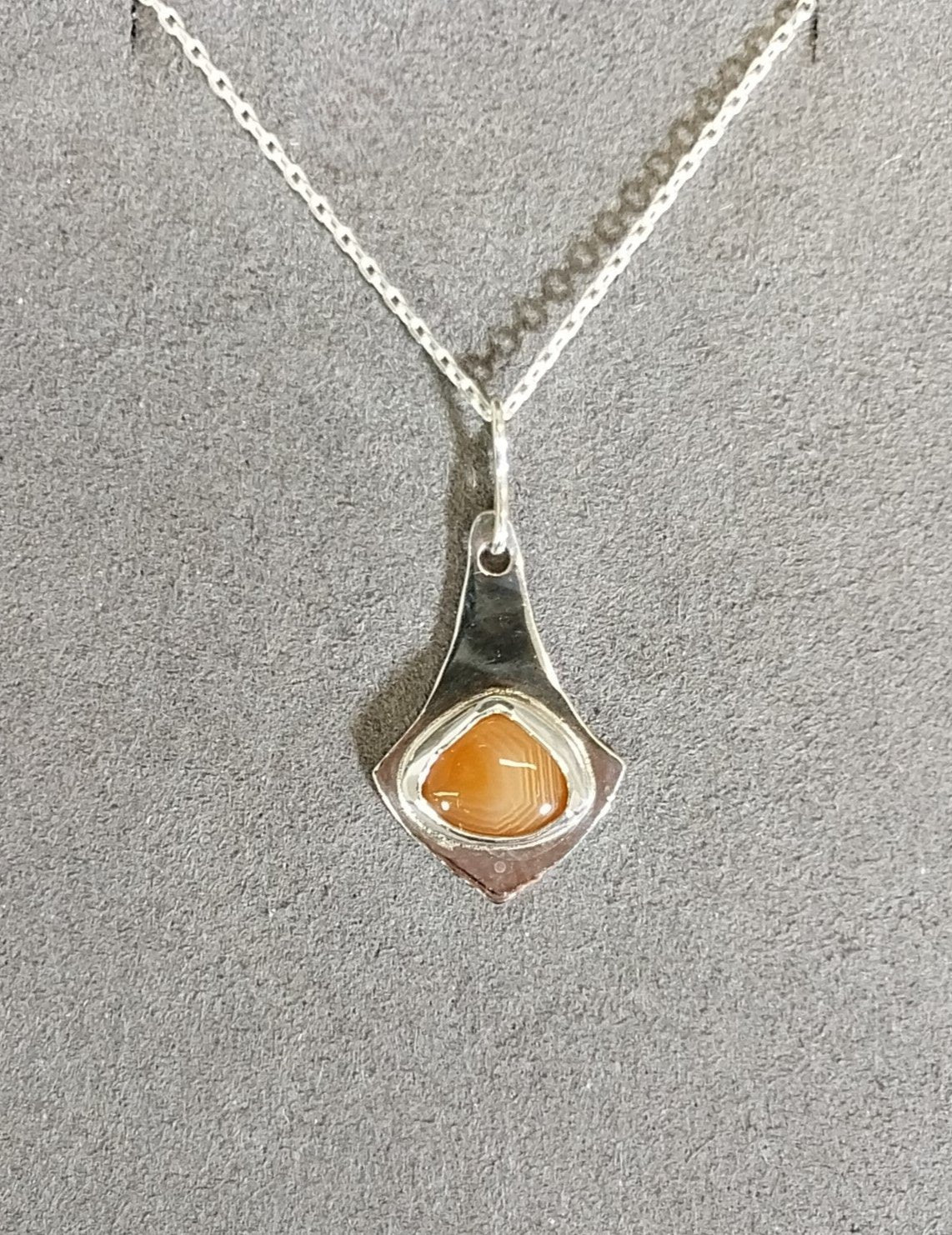 Petite Lake Superior Agate Necklace in 925 Sterling, W/O