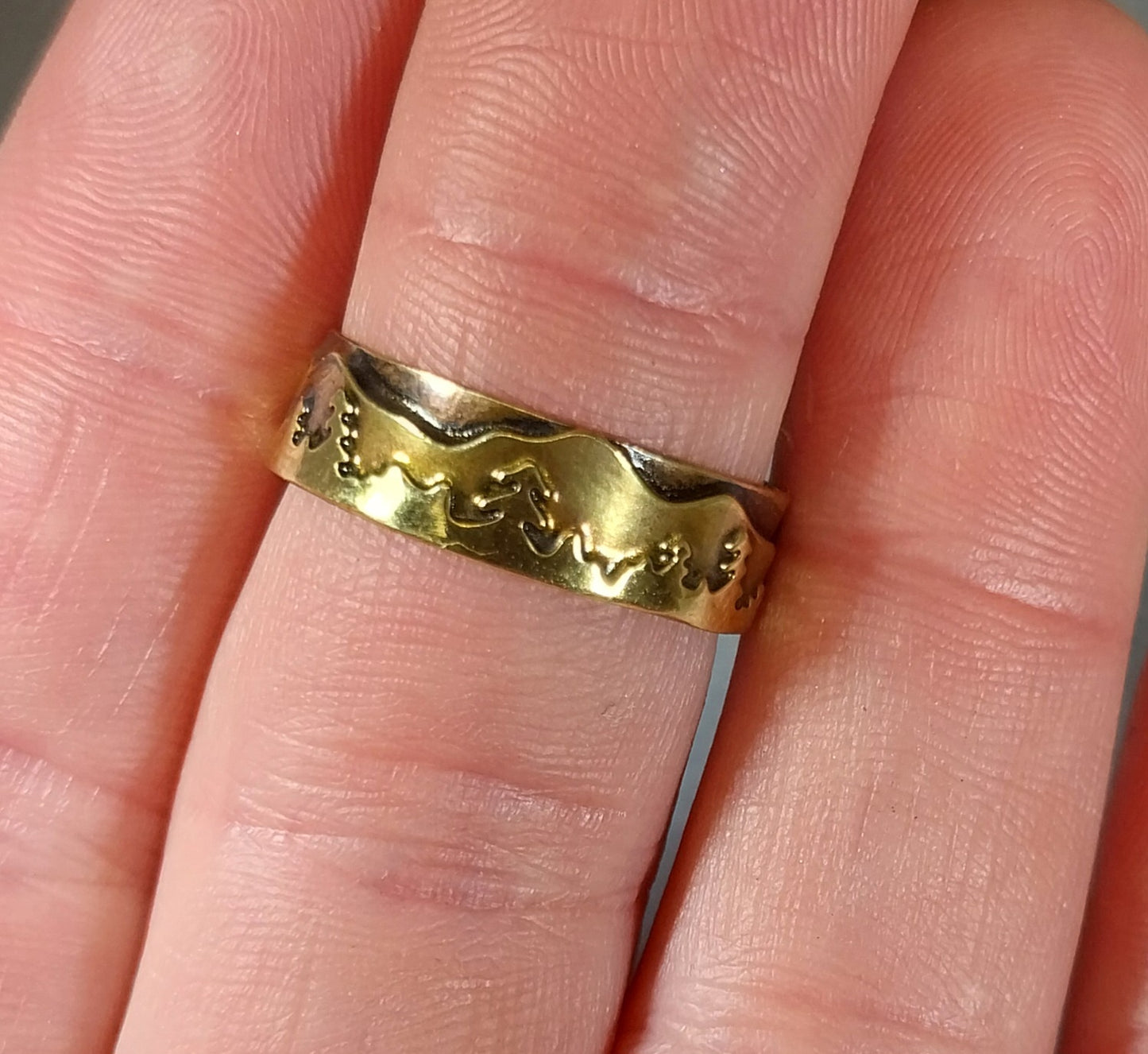 Mountain Landscape Brass Ring, W/O