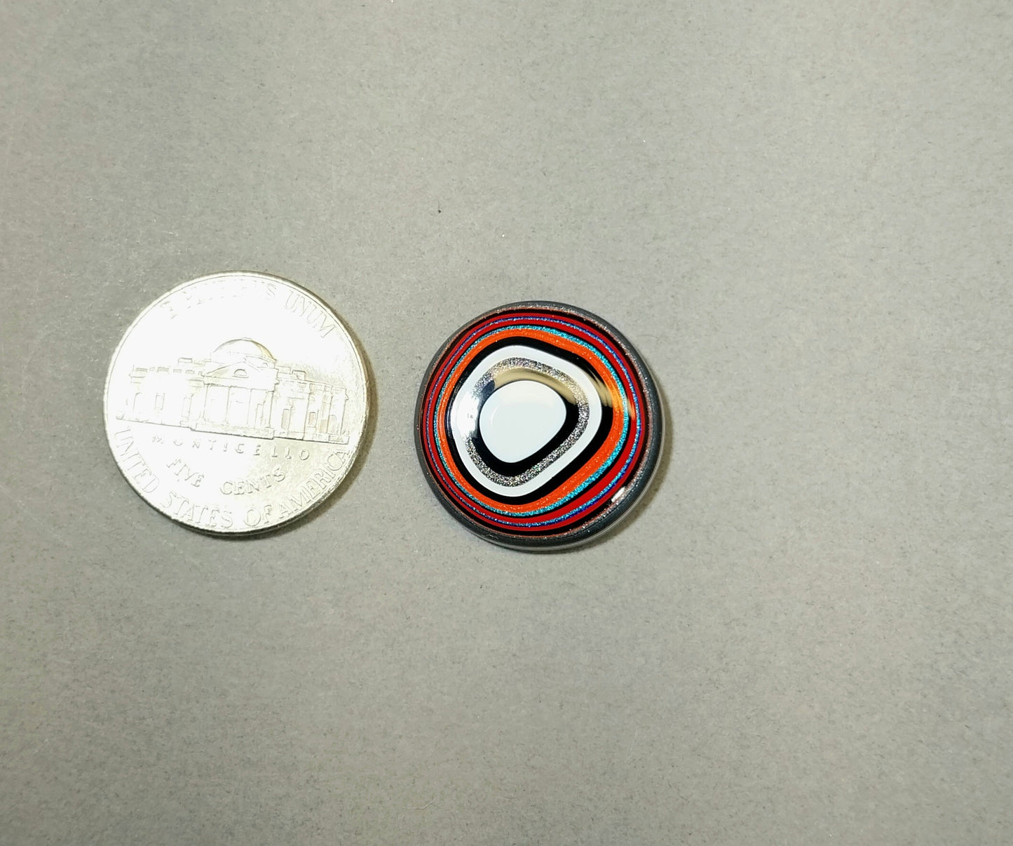 Fordite Cabochon, Domed Round, EB63