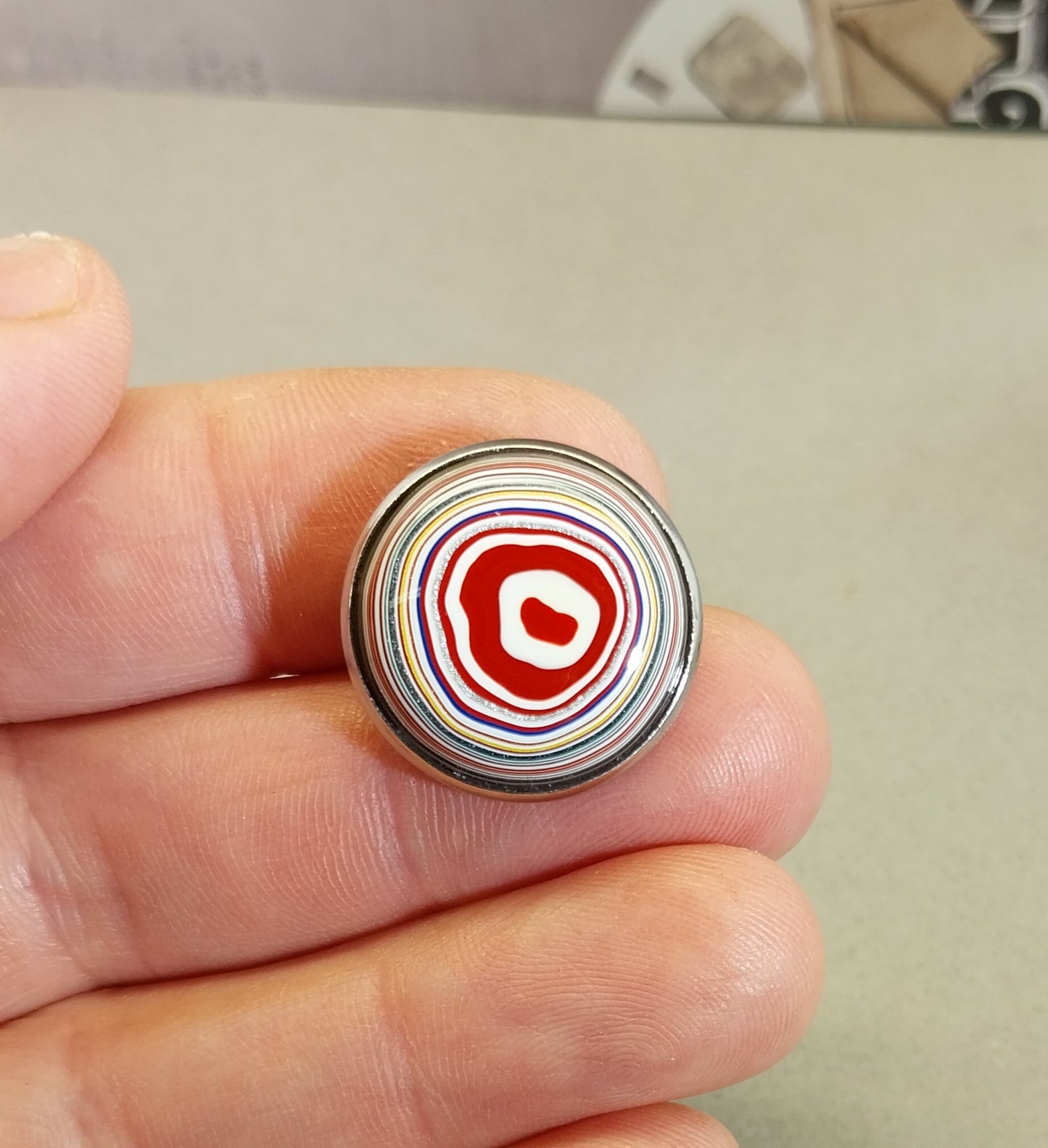 Fordite Button Pin, Freightliner Fordite, USA Handmade, EB57