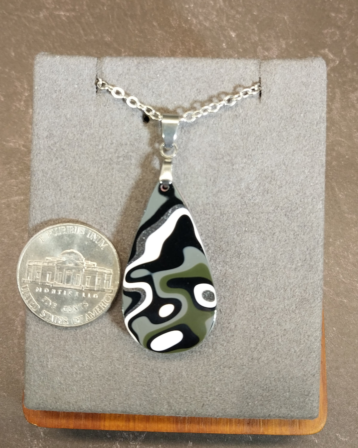 Fordite Necklace, Ohio Motor Agate Pendant Necklace, EB63