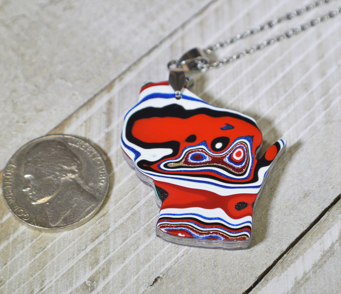 Wisconsin Necklace, Fordite Wisconsin, Wisconsin Shape Necklace, Wisconsin Gift, Badger Gift, Wisconsin Artist, W/O